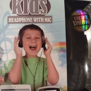 Kids Volume Limiting Headphones - Black